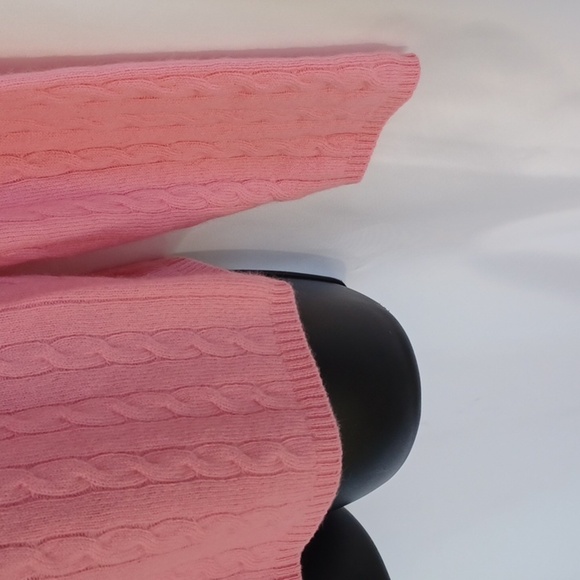 Kirkland 100% cashmere Cable knit sweater Pink, Sz M, 19" PTP, 23"L - Picture 4 of 7